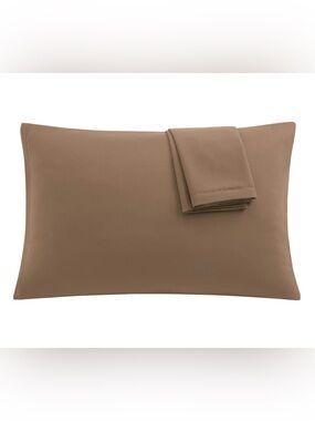 Standard Pillowcases with Zipper 100% Brushed Microfiber 20x26” (2-Pack) BROWN